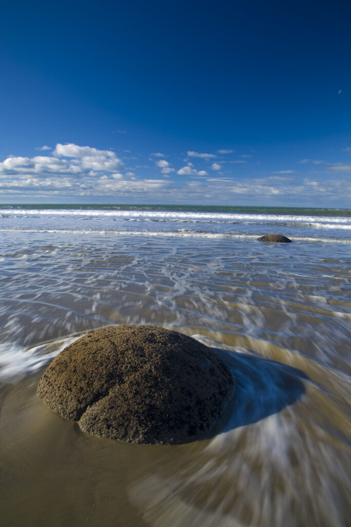 New Zealand, Otago, Moeraki Boulders.