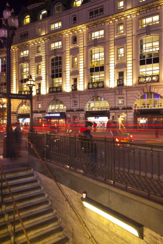 England, London, Piccadilly Circus.
