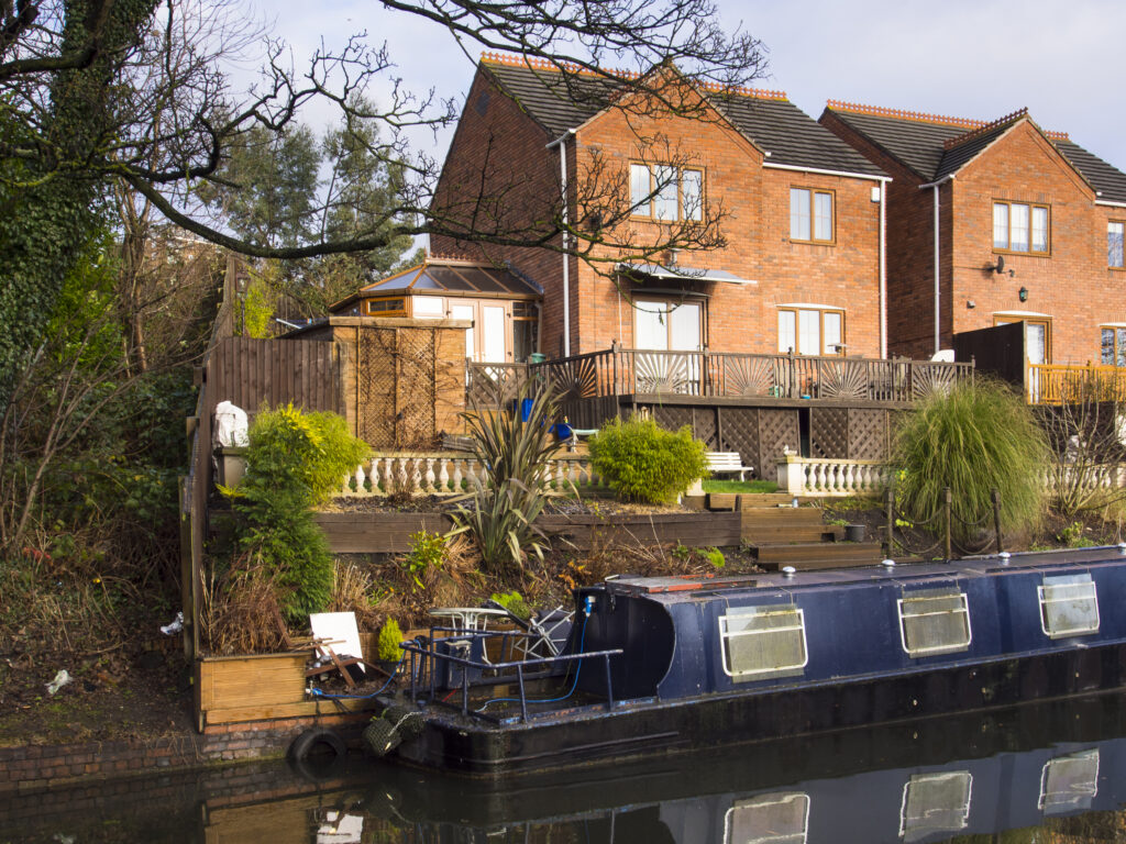 England, West Midlands, Stourbridge Canal.