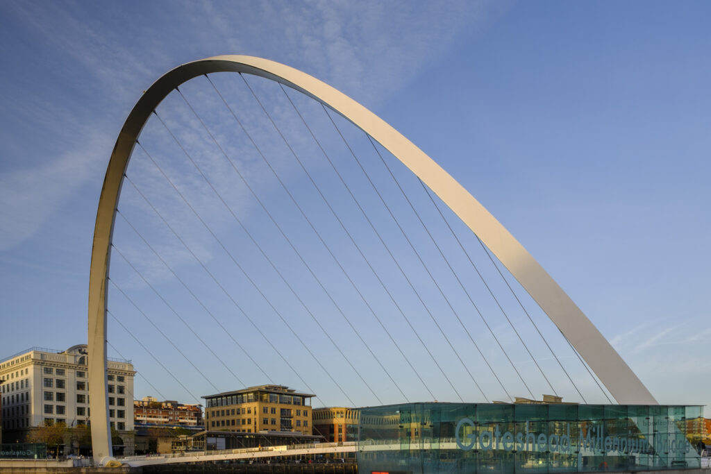 England, Tyne and Wear, Gateshead Millennium Bridge.