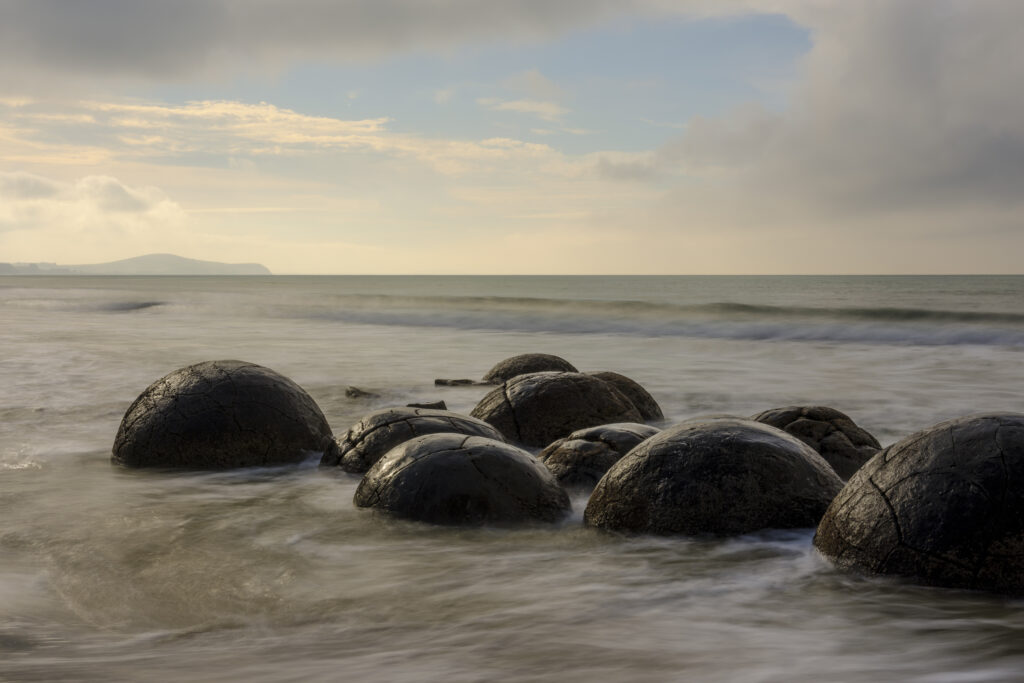 New Zealand, Otago, Moeraki Boulders.