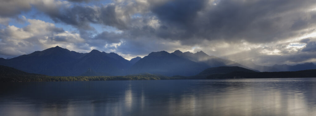 New Zealand, Southland, Lake Manapouri.
