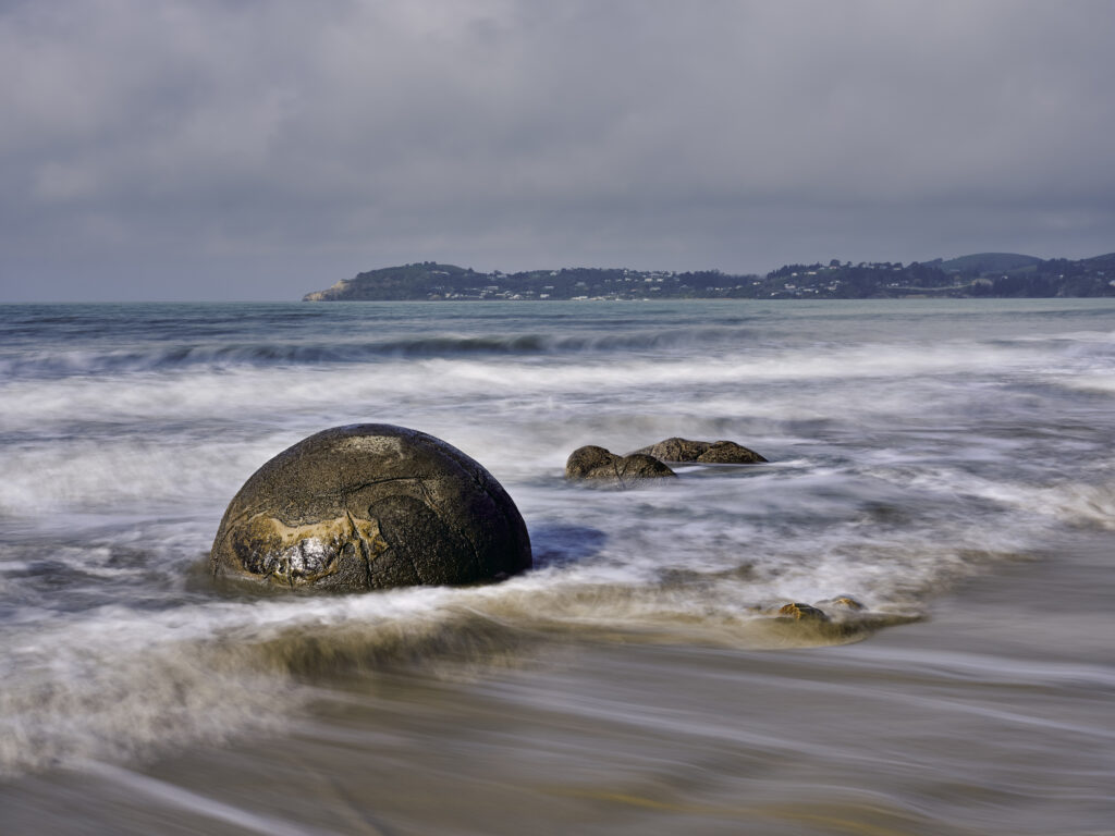 New Zealand, Otago, Moeraki Boulders.