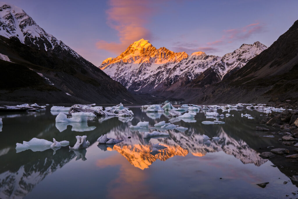New Zealand, South Island, Aoraki / Mount Cook National Park.