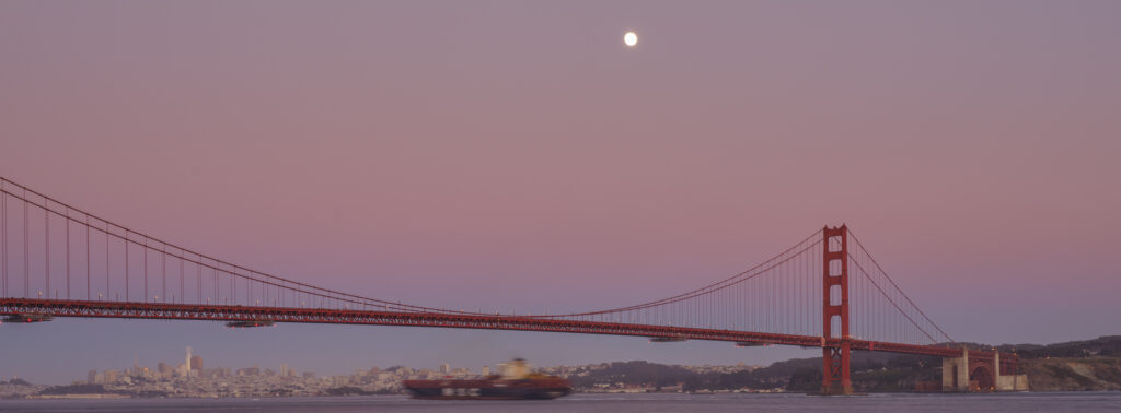 United States of America, California, Golden Gate Bridge.