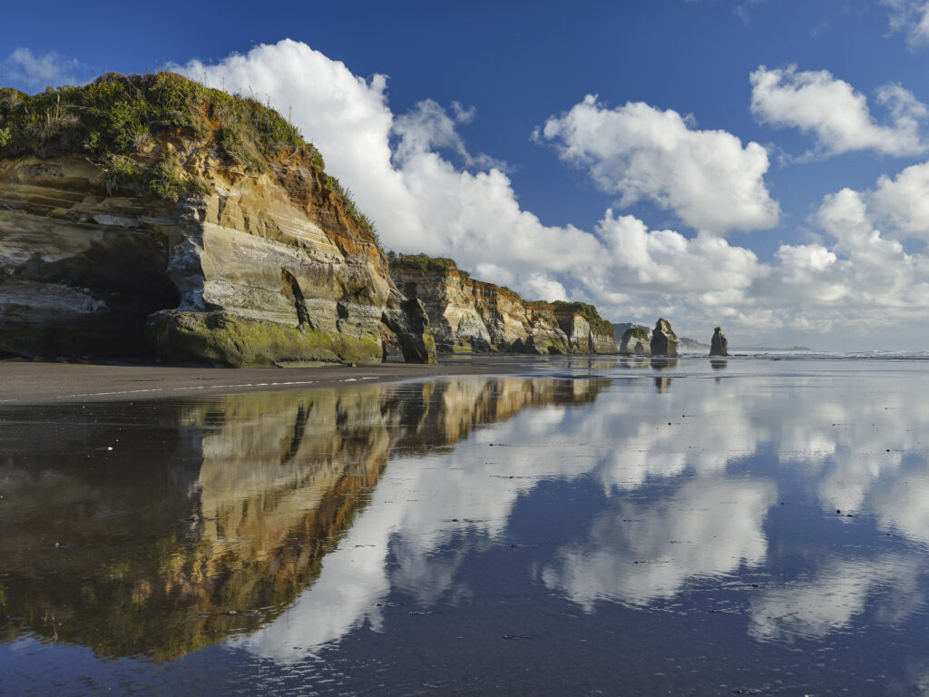 New Zealand, North Island, Three Sisters.