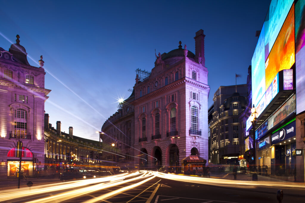 England, London, Piccadilly Circus.