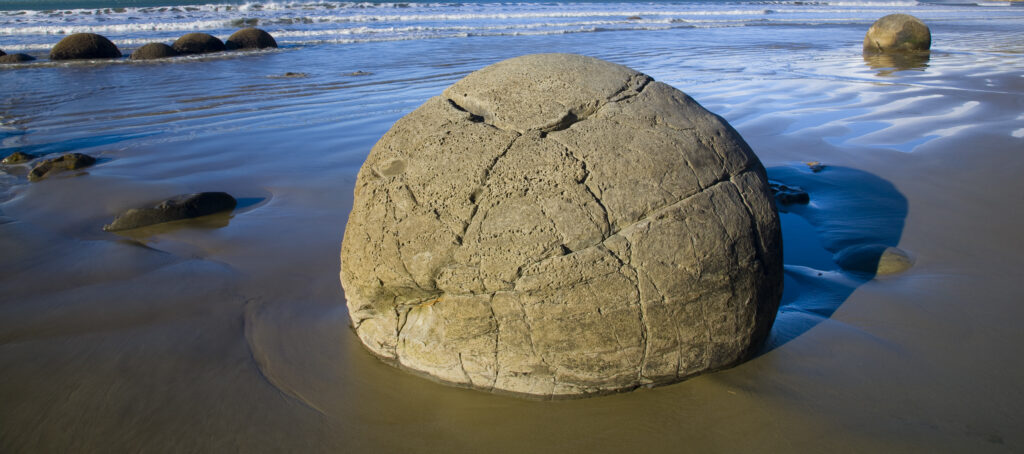 New Zealand, Otago, Moeraki Boulders.