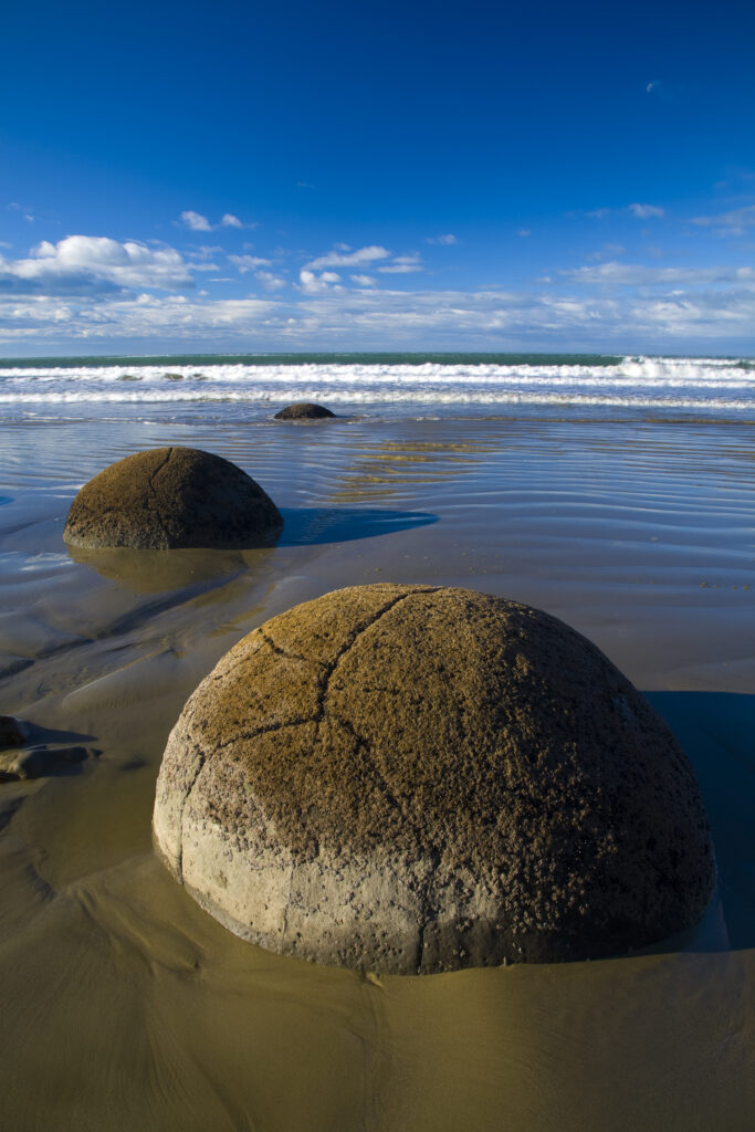 New Zealand, Otago, Moeraki Boulders.