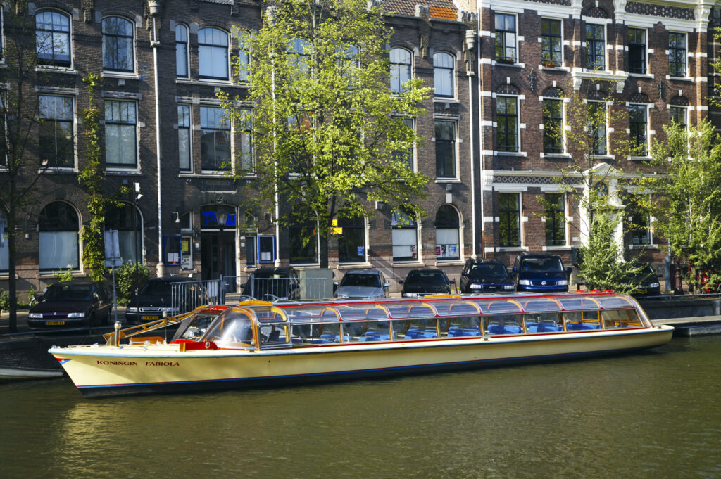 NLAAA061