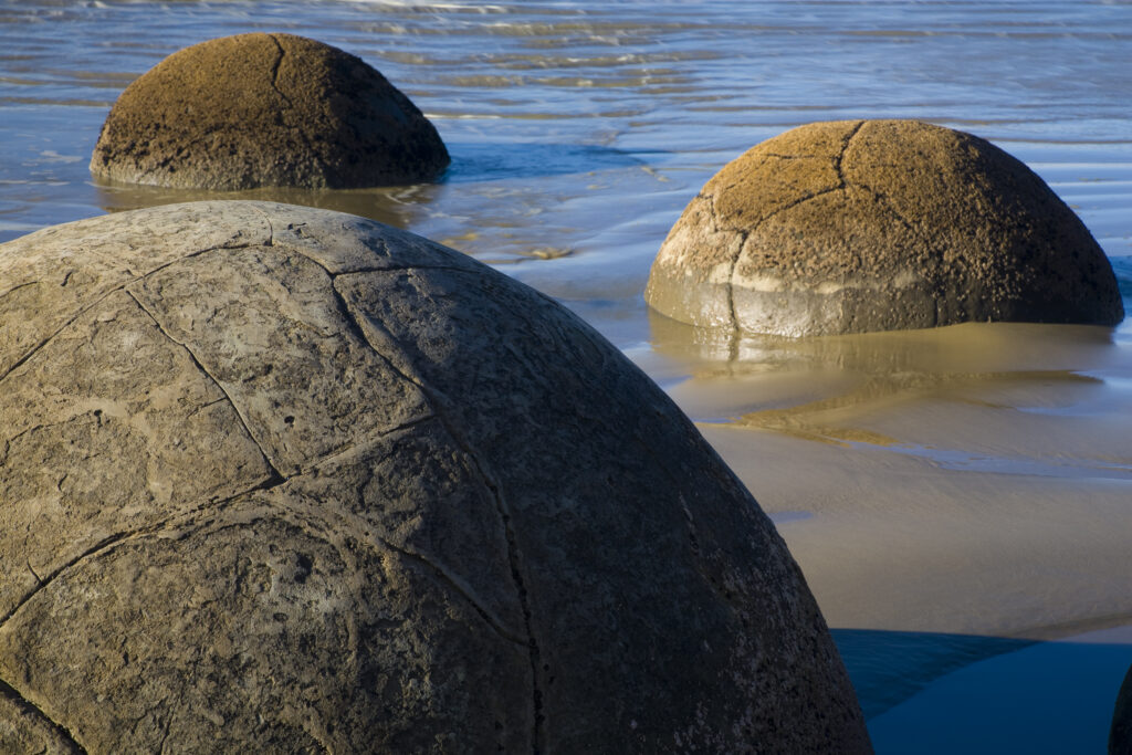 New Zealand, Otago, Moeraki Boulders.