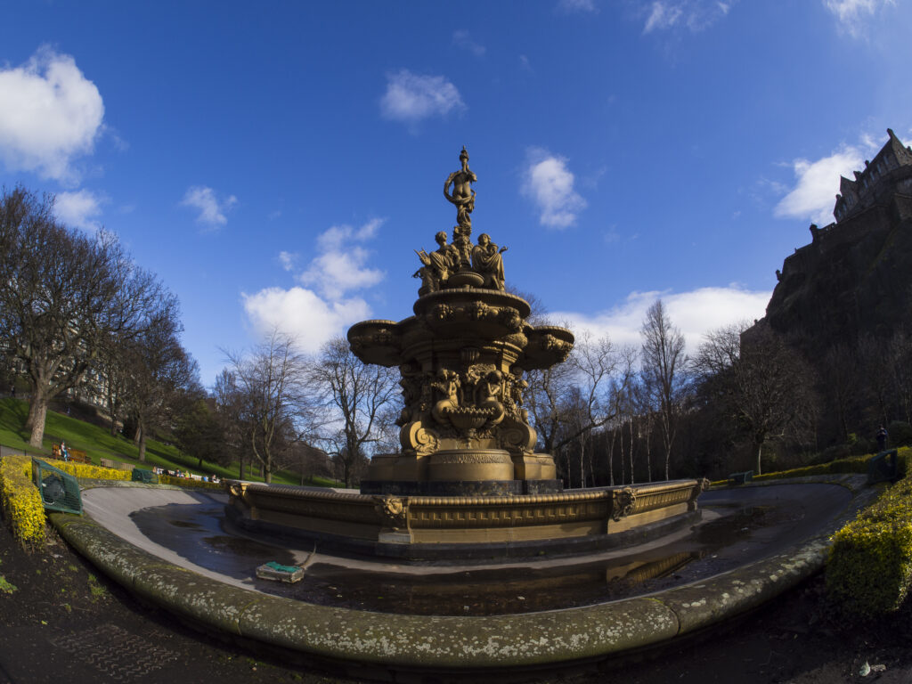 Scotland, Edinburgh, Princes Street Gradens.